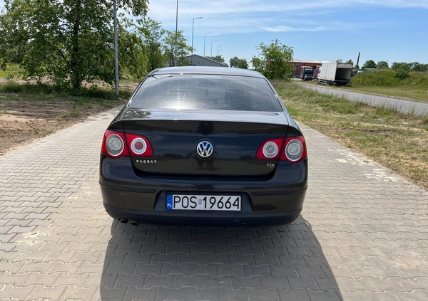 Volkswagen Passat cena 13900 przebieg: 252124, rok produkcji 2006 z Konin małe 106